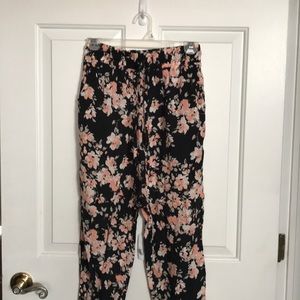 Aeropostale Floral Pants! XS